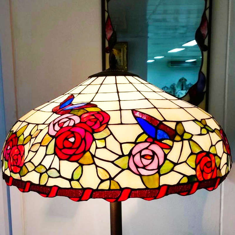 โคมไฟสเตนกลาส #Stained Glass #Tiffany Bedside Lamp Roses