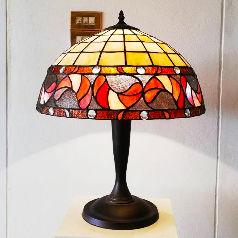 โคมไฟสเตนกลาส #Stained Glass #Tiffany bedside lamp